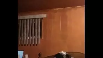 Reproducir Un hombre realmente cachondo y necesitado de una compañera 5