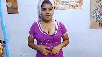 Putar Bibi tiriku payudara besar aku suka payudara besar dan pantat bibiku