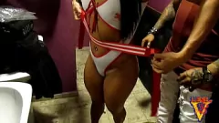 play Latina Teen Lene V8 wird nass und bereit für ihre Show – großer Arsch, Muschi und Fetischspaß
