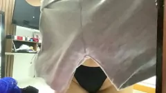 play Kamera amatir menangkap tetangga bertato dengan pakaian dalam