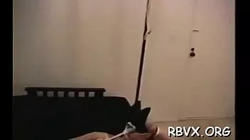 Oynat Ağız sulandıran bebek çok büyük göğüslerini kapıyor