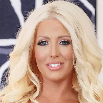 Gwiazda porno Alura Jenson