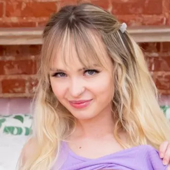 ポルノスター Lilly Bell