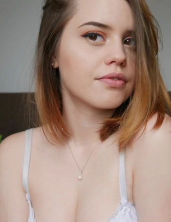 قناة Jamie Young